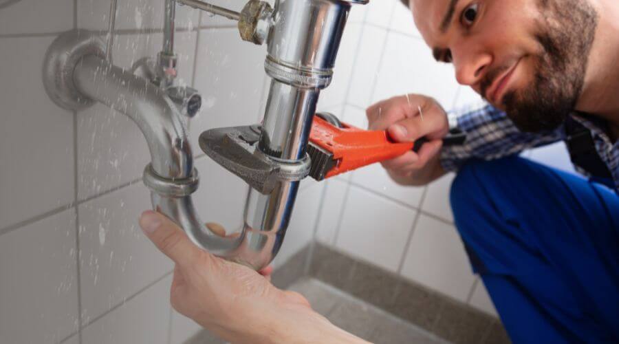 Professional clogged toilet repair services in Myrtle, MO